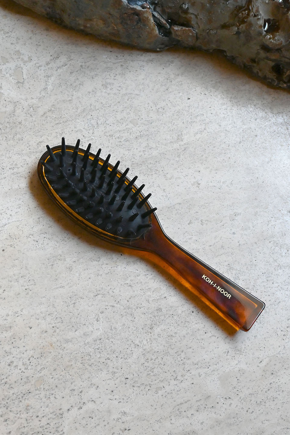 Jaspe Konika Pneumatic Molded Pin Brush