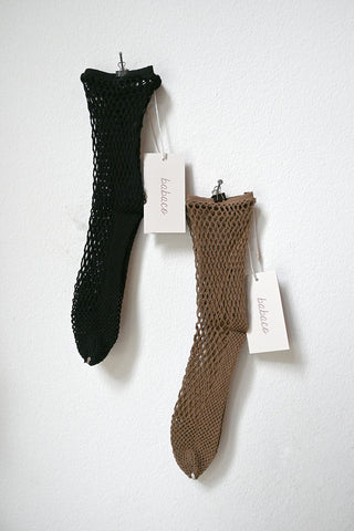 Fishnet Socks Camel / Black