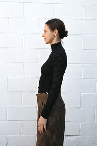 Selachii Turtleneck Black