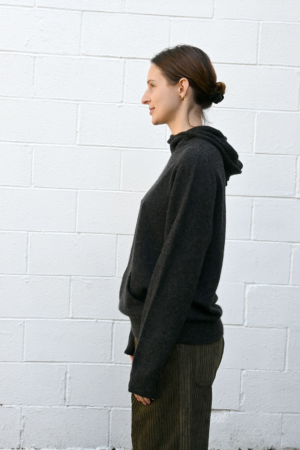 Cashmere Hooded Sweater in Charcoal