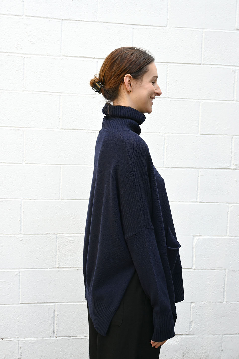 Wide High Neck Pullover Navy