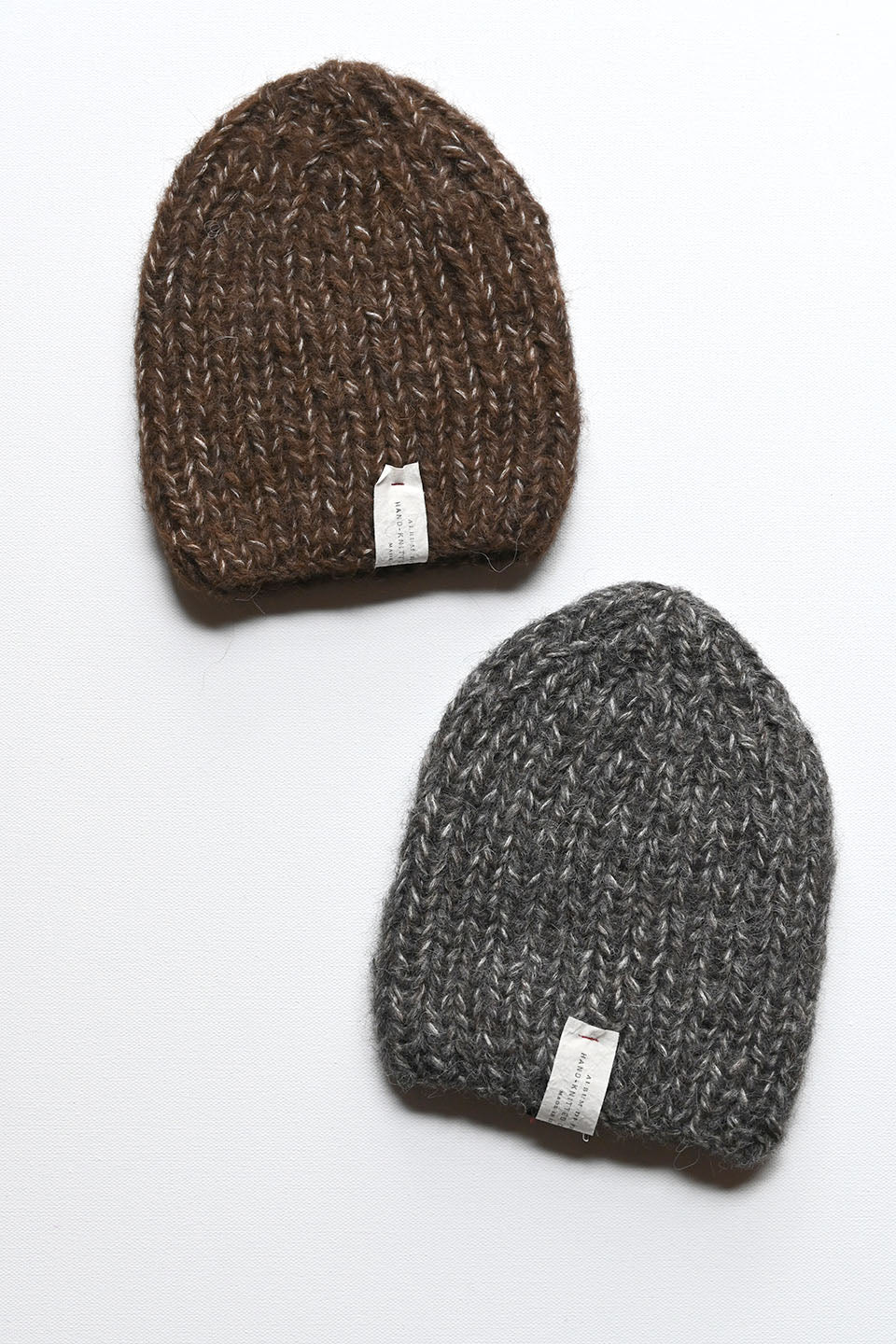 HandKnit Echo Ribbed Hat Coffee / Pepper