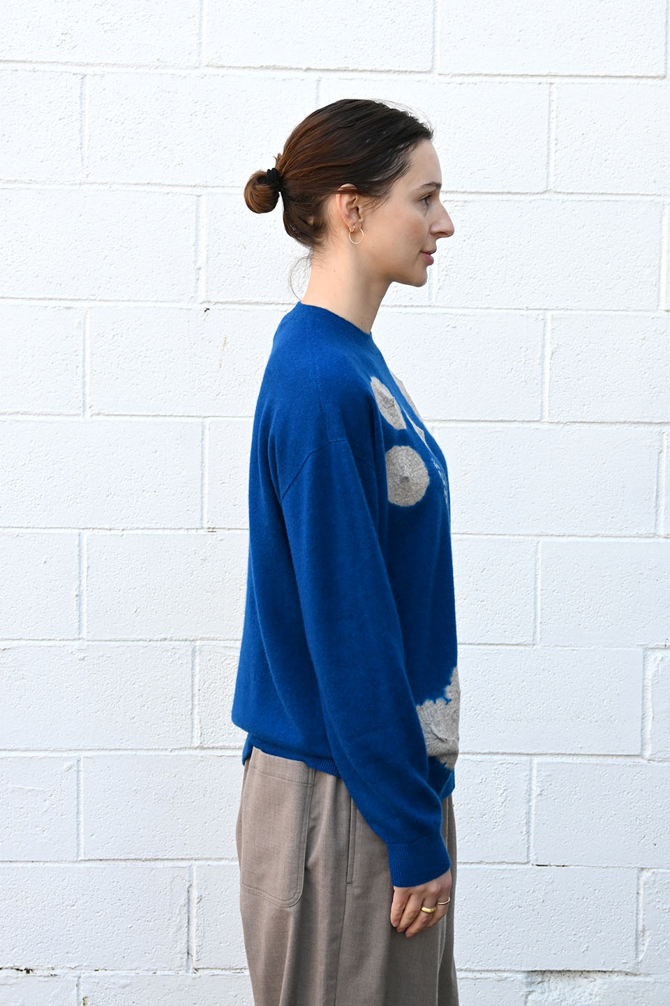 Cashmere Seamless Crew Neck Wide Pullover in Royal Blue