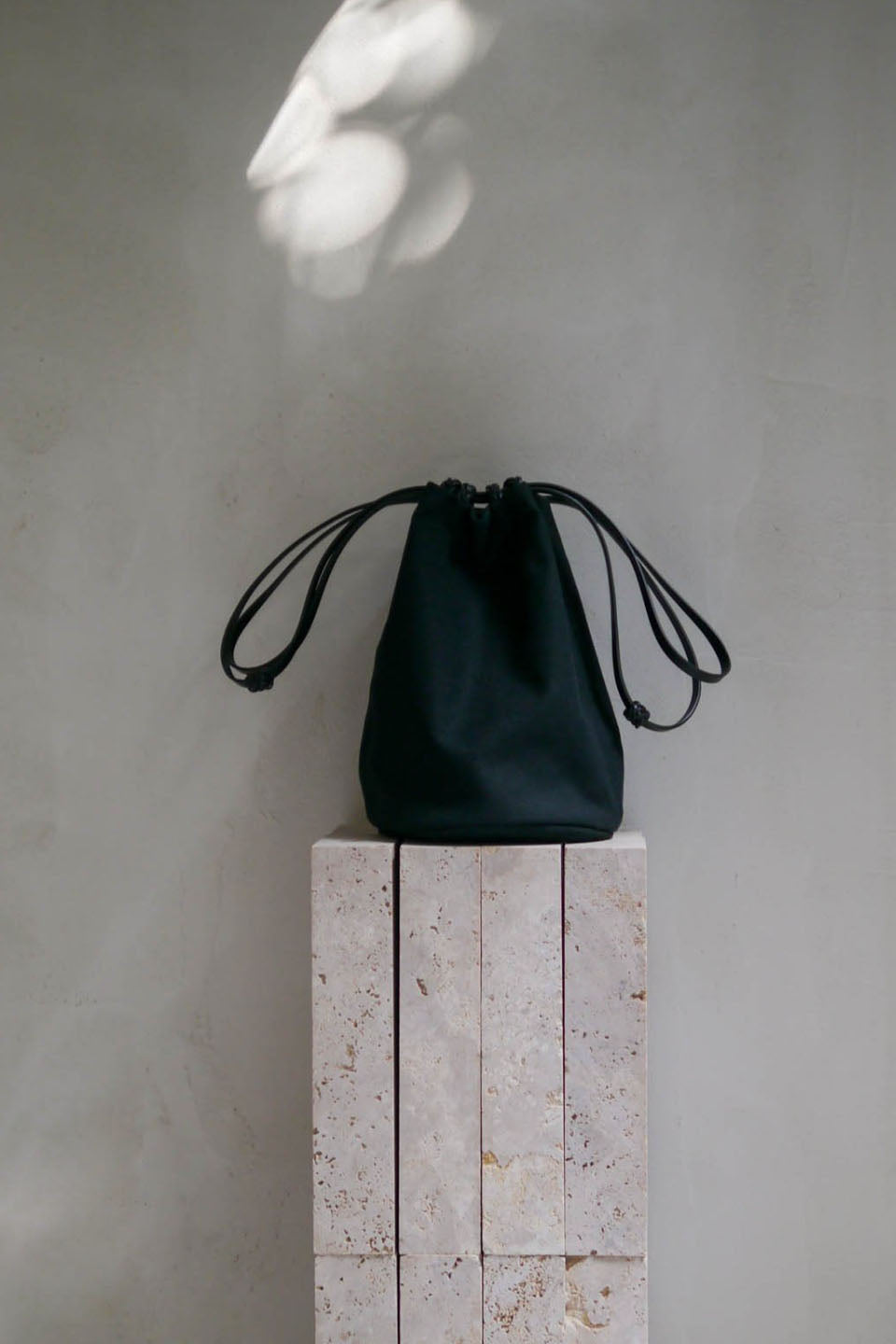 Woven Drawstring Bucket Bag (Various Colors)